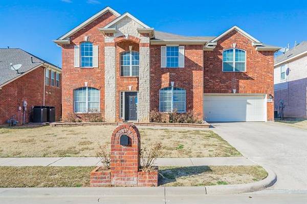 7305 Falcon Court, North Richland Hills, TX 76180