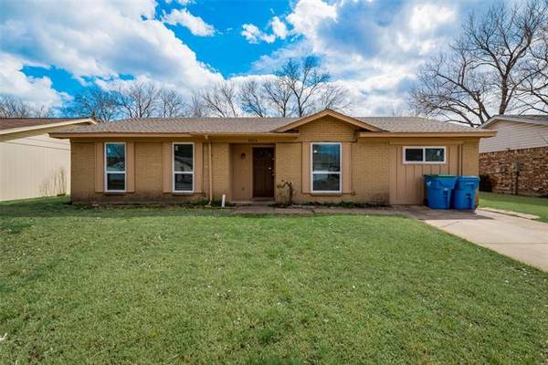 3006 Patricia Lane, Rowlett, TX 75088