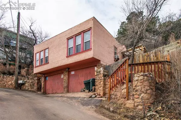 Manitou Springs, CO 80829,8 ROCK HILL RD