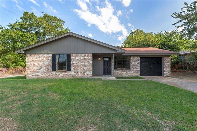 401 Throckmorton Street, Weatherford, TX 76086