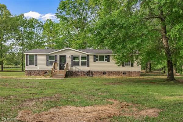 7768 Hyacinth Drive, Keithville, LA 71047