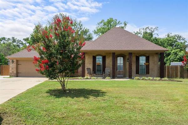 6978 Appleton Oaks Circle, Keithville, LA 71047