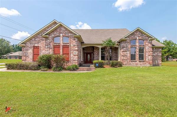 10140 Canyon Oaks Drive, Keithville, LA 71047