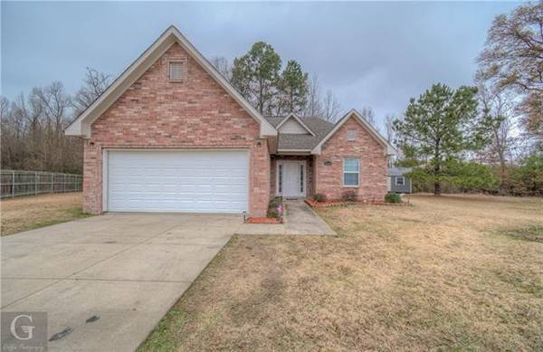 10104 Canyon Oaks Drive, Keithville, LA 71047