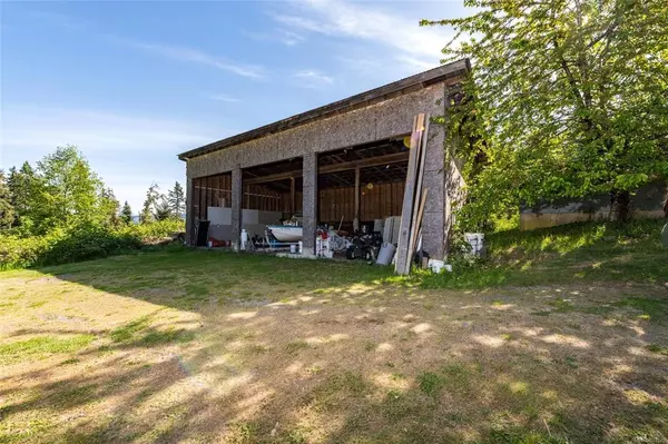 Cowichan Bay, BC V0R 1N2,1195 Fairbanks Rd