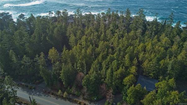 Ucluelet, BC V0R 3A0,772 Marine Dr