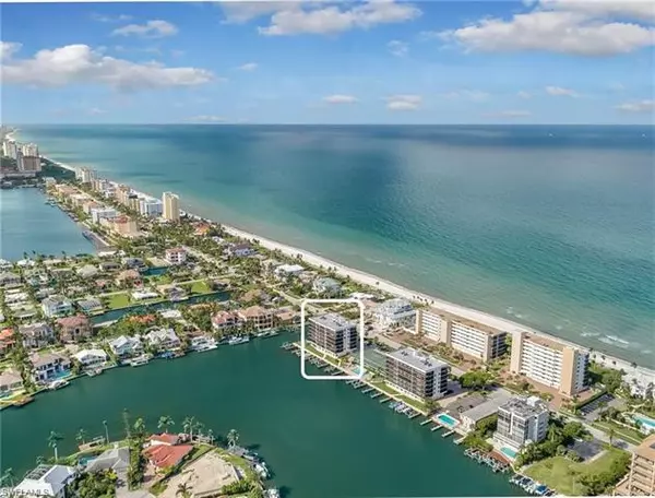 Naples, FL 34108,10482 Gulf Shore DR #251