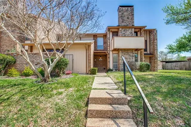 2705 Westgate Drive, Arlington, TX 76015