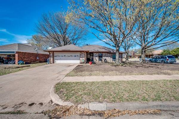 9 Saint Charles Place, Midlothian, TX 76065