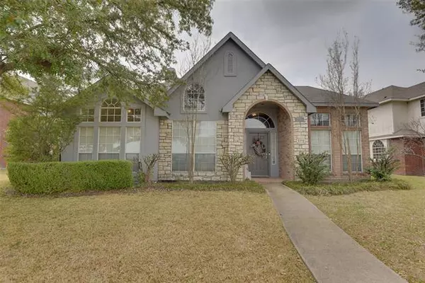 2713 Harborview Boulevard, Rowlett, TX 75088