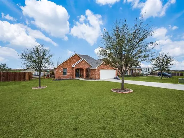 341 Meadow Drive, Ponder, TX 76259