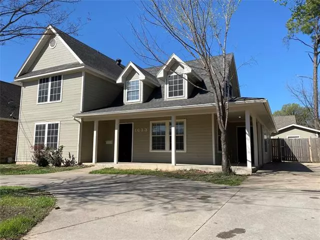 1633 Trinity View Street, Irving, TX 75060