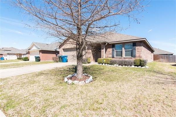 3018 Highgate Drive,  Seagoville,  TX 75159