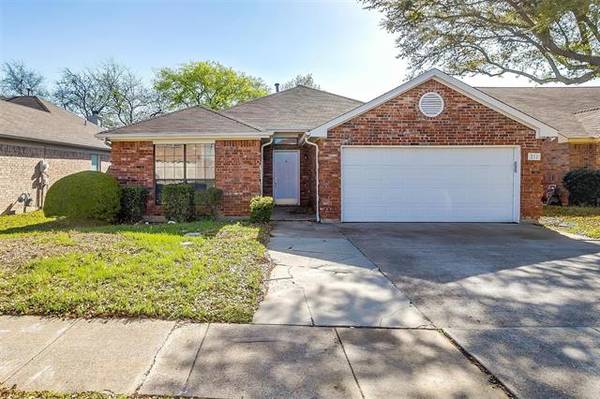 212 Ridgecrest Drive, Cedar Hill, TX 75104