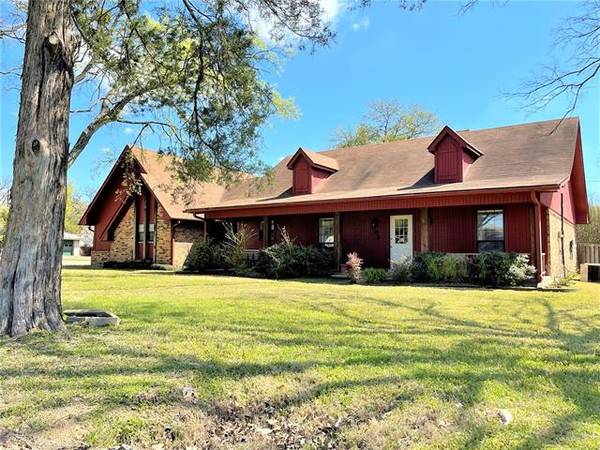 802 Stardust Lane, Fairfield, TX 75840