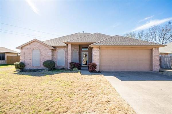 517 Morningside Court, Midlothian, TX 76065