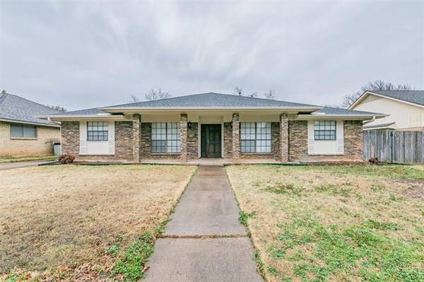 1109 Purdue Drive, Arlington, TX 76012