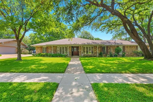 1316 Glenbrook Drive, Irving, TX 75061