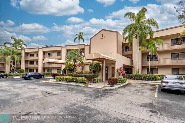 10829 W Clairmont Cir  #204, Tamarac, FL 33321