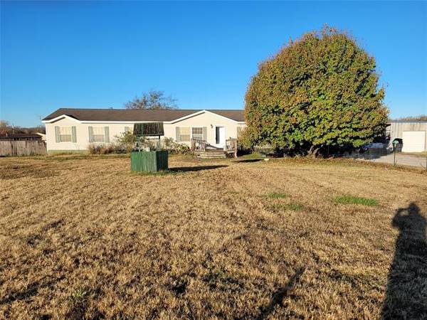 124 Blue Sky Lane, Springtown, TX 76082