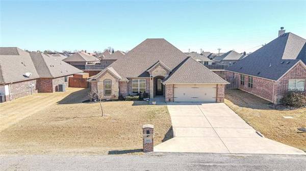 3102 White Horse Court, Granbury, TX 76049