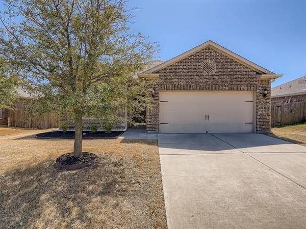 520 Riverbed Drive, Crowley, TX 76036