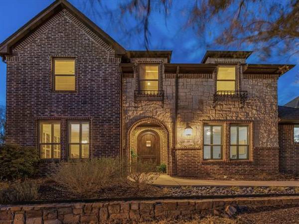 632 Indian Trail, Hurst, TX 76054