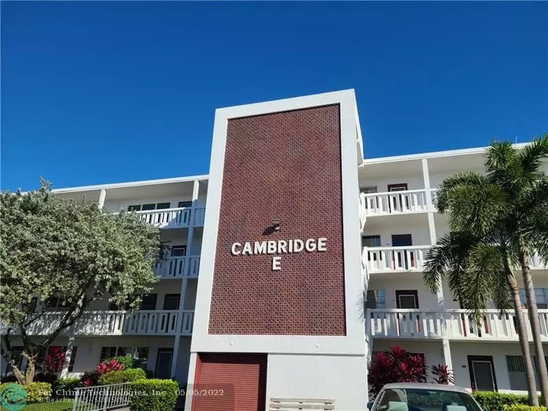 Deerfield Beach, FL 33442,2105 Cambridge  #2105