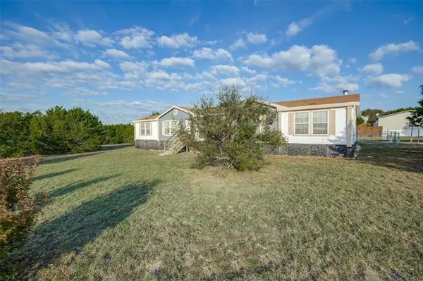 Weatherford, TX 76087,140 Opal Drive