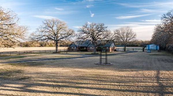 361 Rancho Road, Quinlan, TX 75474