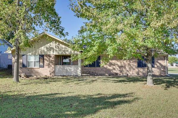 5722 S Interstate Highway 45 W, Corsicana, TX 75109