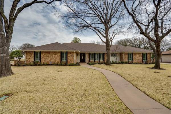 2319 Brook Hollow Drive, Wichita Falls, TX 76308