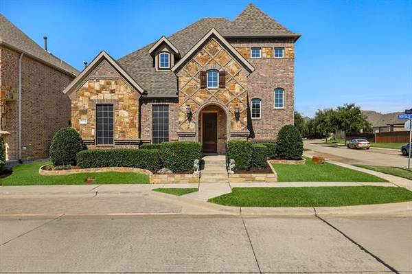 5068 Heritage Oaks Drive, Colleyville, TX 76034