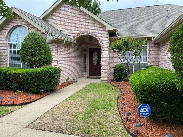 2513 Dandelion Lane, Rowlett, TX 75089