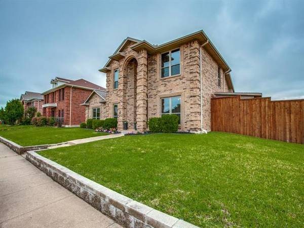 6802 Silver Lake Drive, Rowlett, TX 75089