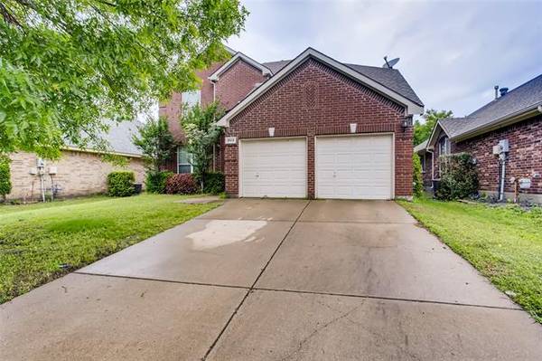 9513 Links Fairway Drive, Rowlett, TX 75089