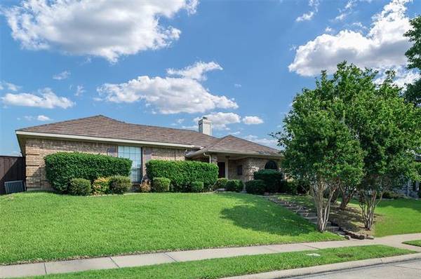 3409 Lily Lane, Rowlett, TX 75089