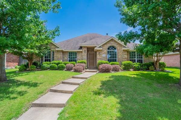 7914 Amesbury Lane, Rowlett, TX 75089