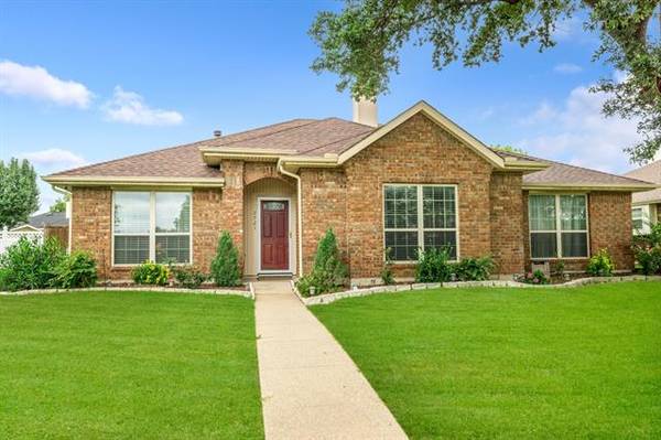 2721 Primrose Lane, Rowlett, TX 75089