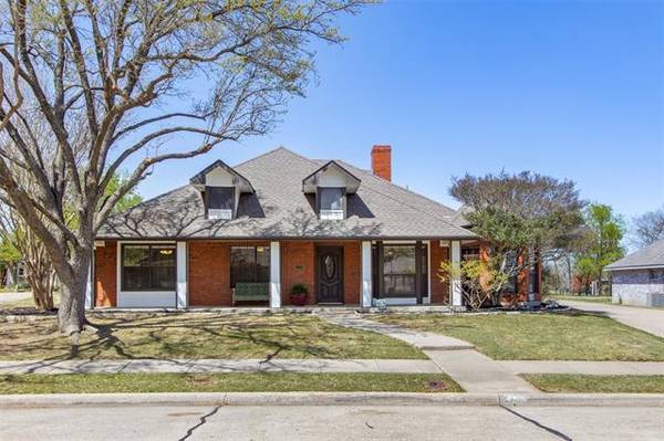 4309 Lake Hill Drive, Rowlett, TX 75089