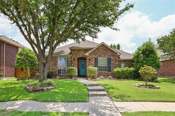 8002 Munich Drive, Rowlett, TX 75089