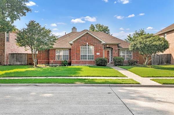 7417 Dartmouth Drive, Rowlett, TX 75089