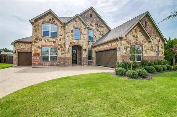 8914 Waters Lane, Rowlett, TX 75089