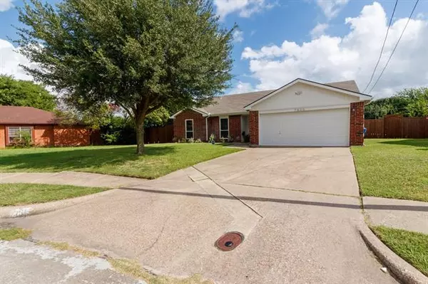 Rowlett, TX 75089,7805 Creek Wood Court