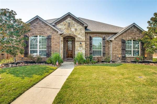 7214 Waterbury Drive, Rowlett, TX 75089