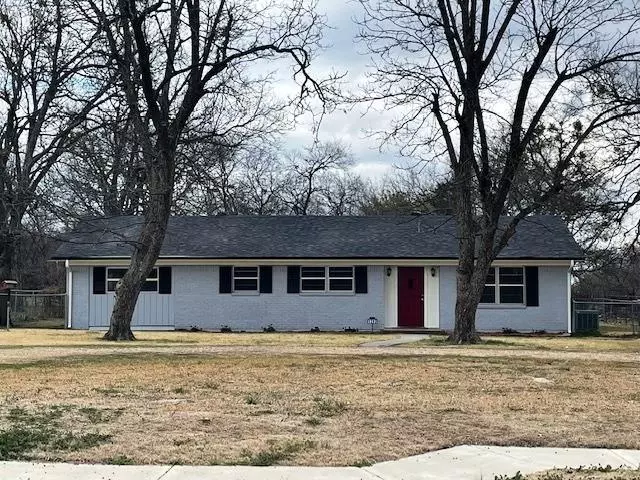 1202 W Main Street, Honey Grove, TX 75446