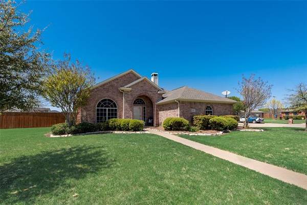 202 Hanover Drive, Forney, TX 75126