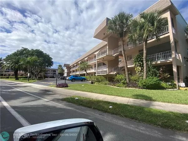 Hallandale Beach, FL 33009,501 Blue Heron Dr  #115-A