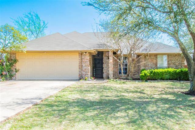 418 Sunflower Street, Red Oak, TX 75154