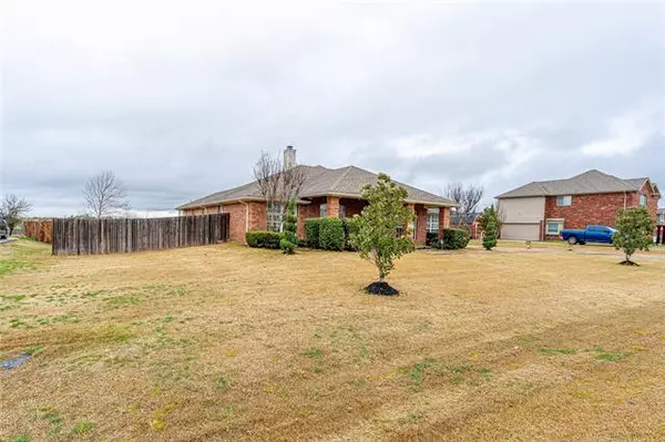 Waxahachie, TX 75167,921 Meghann Lane